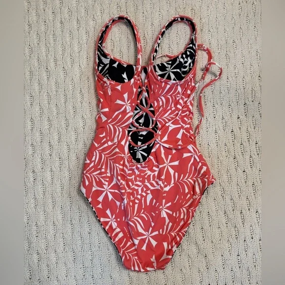 Two in One Tropical Women’s Swimwear in Coral and Black size S - Picture 2 of 10